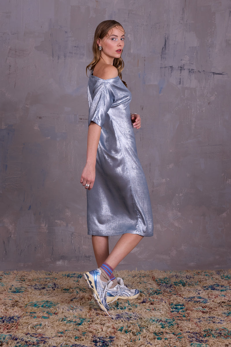 Robe Esra