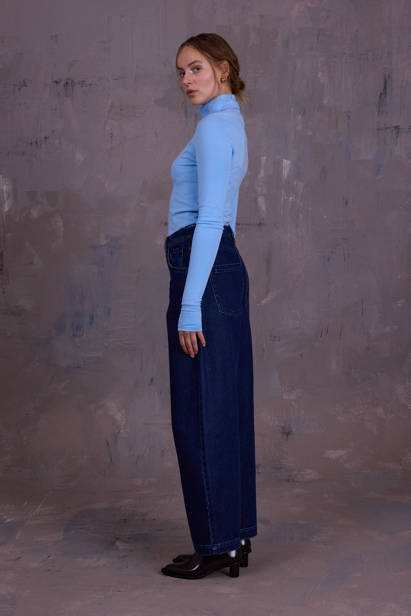 Gisely turtleneck T-shirt in airy blue