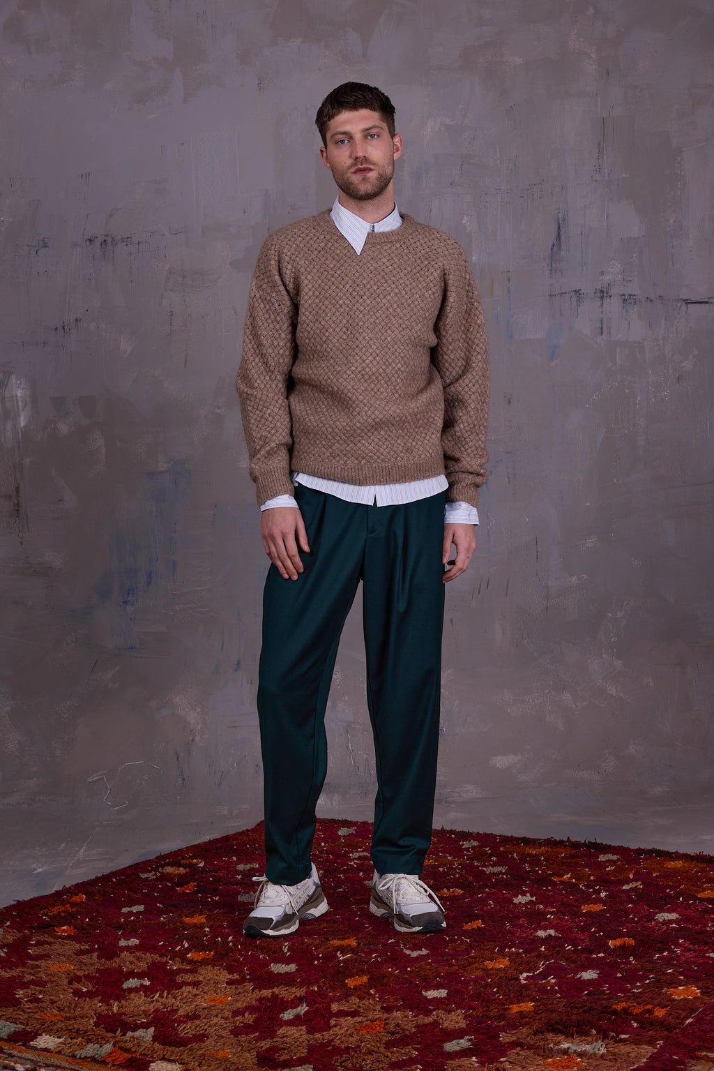 Gaudi knitted sweater in camel