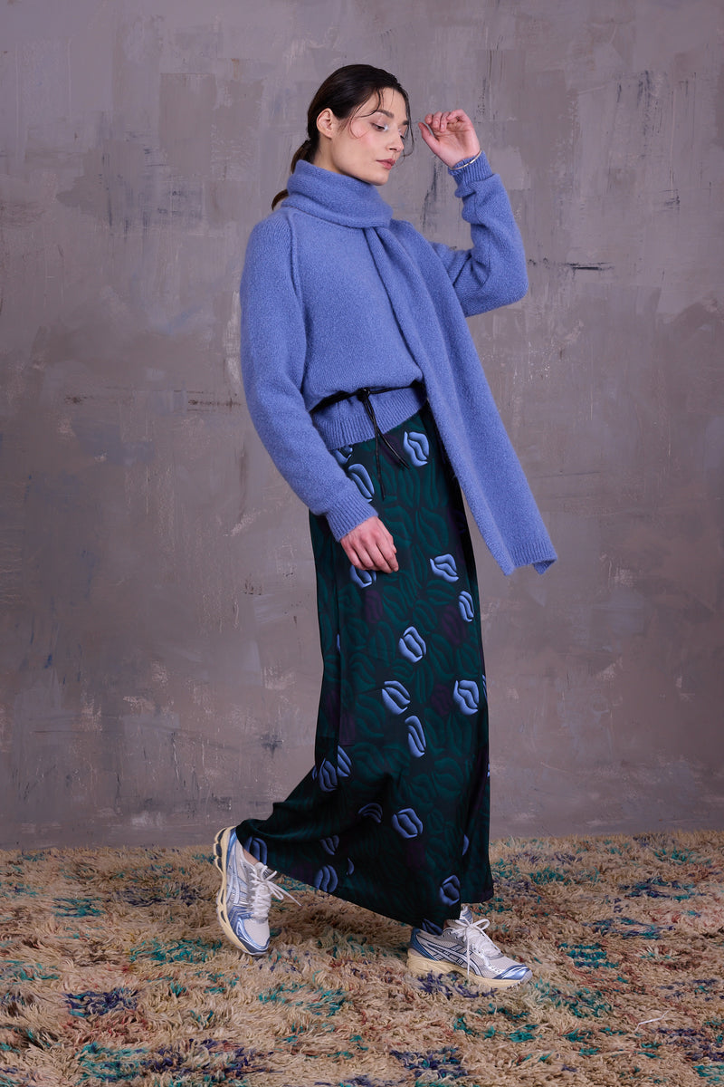 Gilke knitted sweater in madonna blue