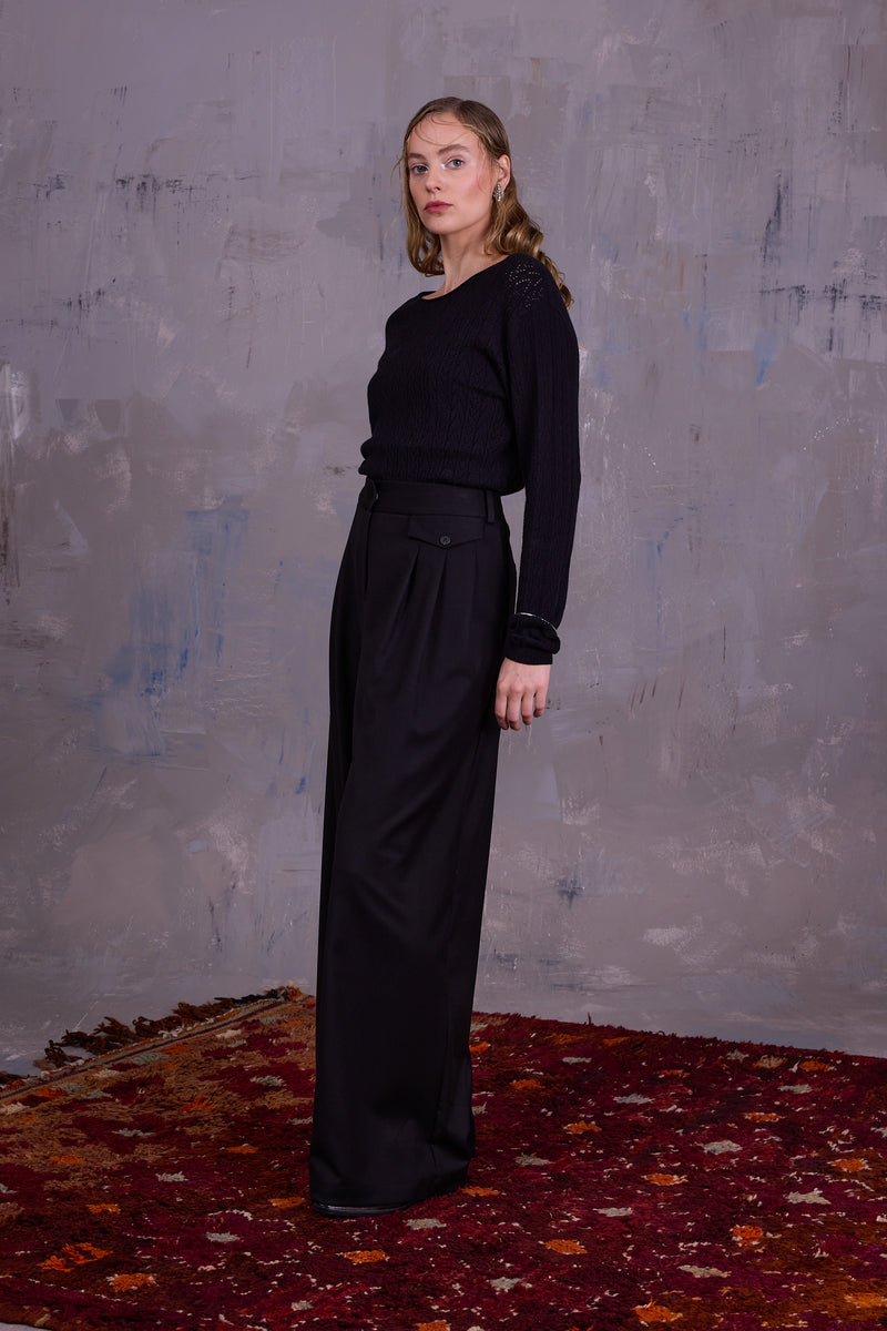 Gala black knitted sweater