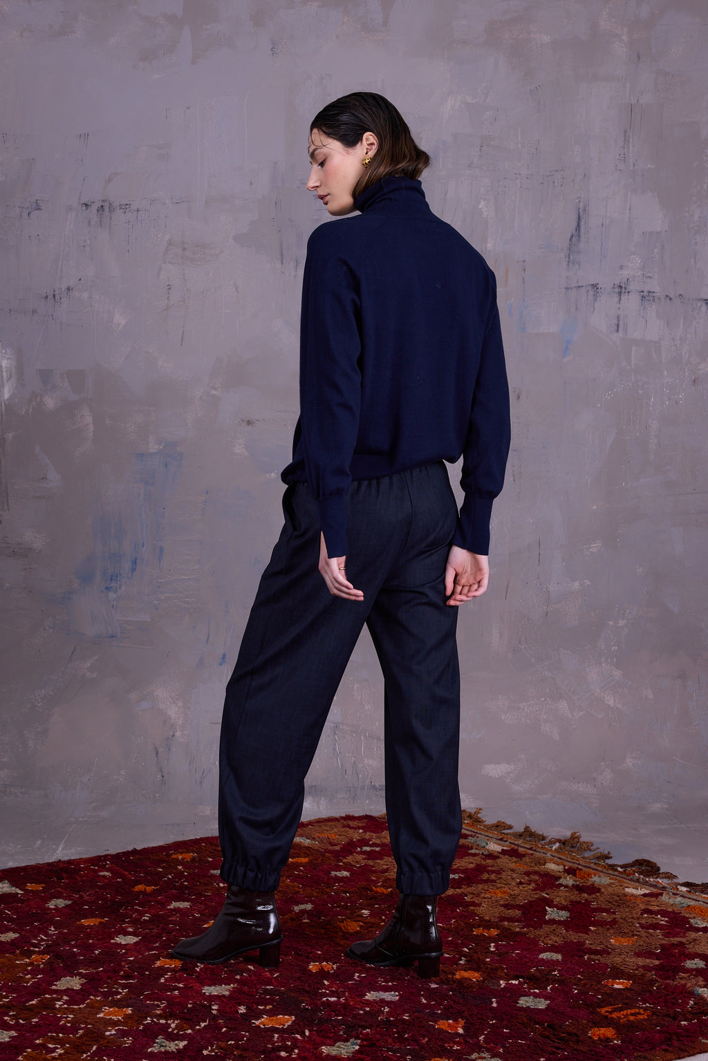 Gaetan turtleneck sweater in dark navy