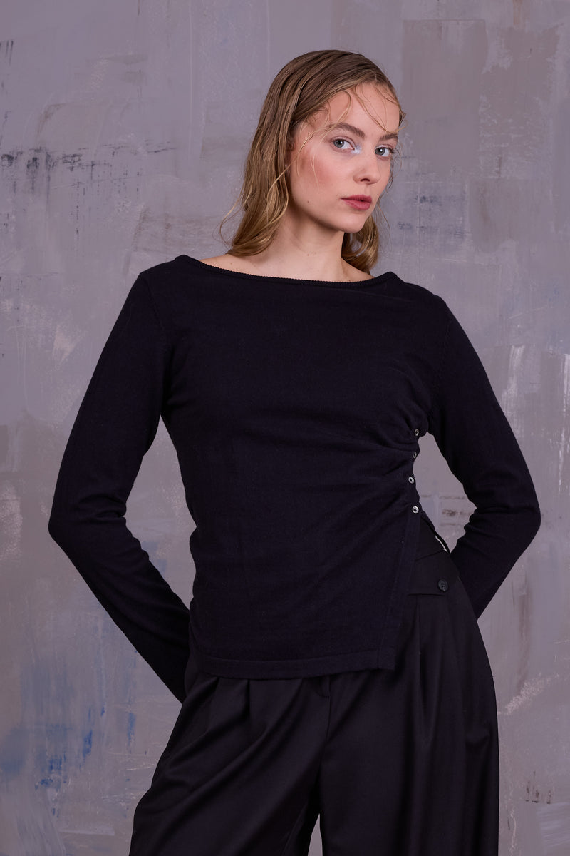 Garciela black sweater