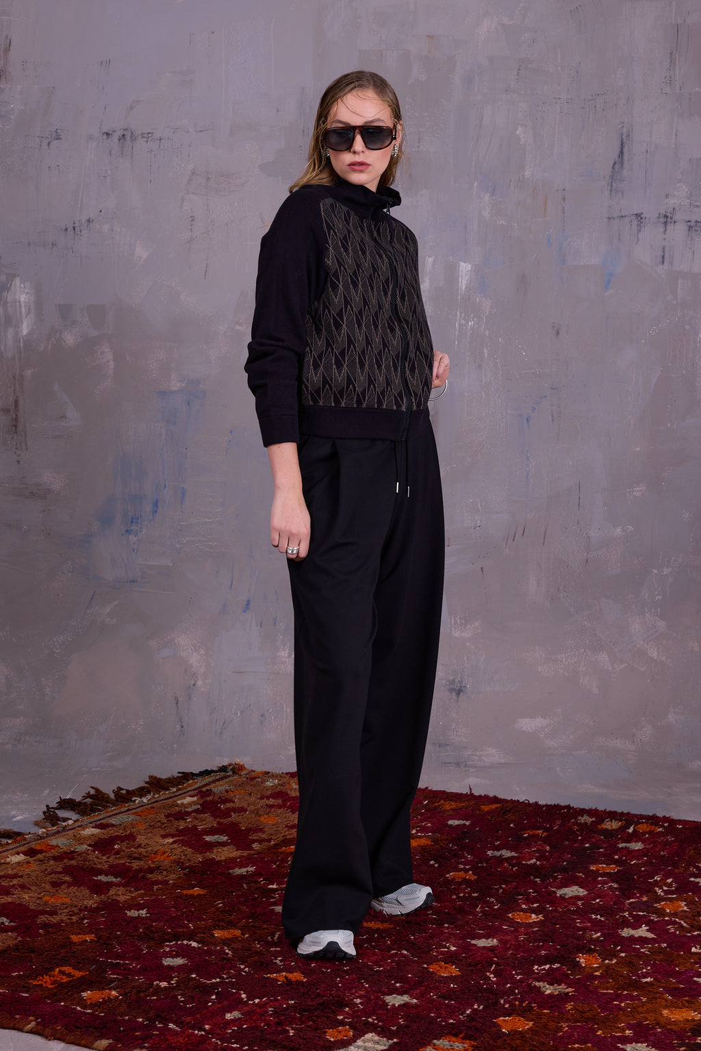Georgetown cardigan in black/olive