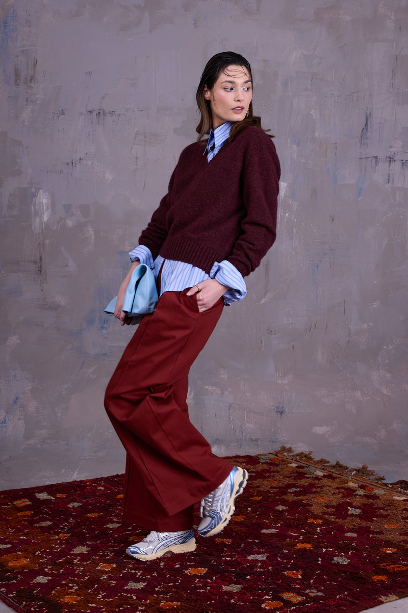 Gilly knitted sweater in merlot