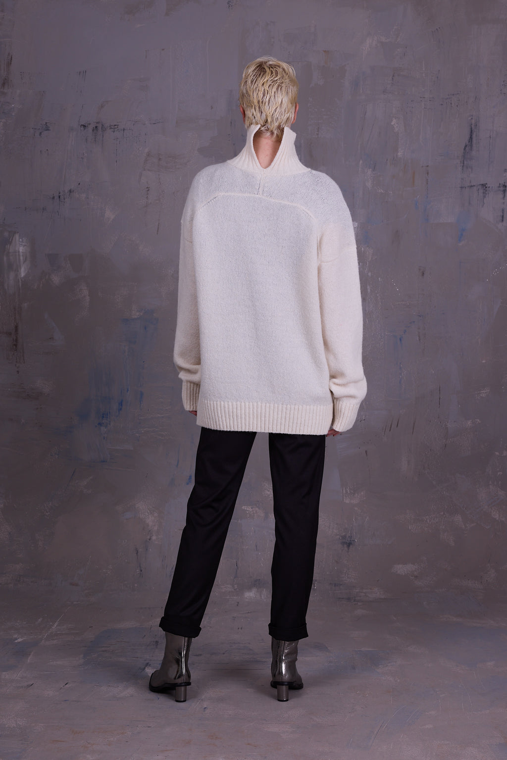 Grace turtleneck sweater in ecru