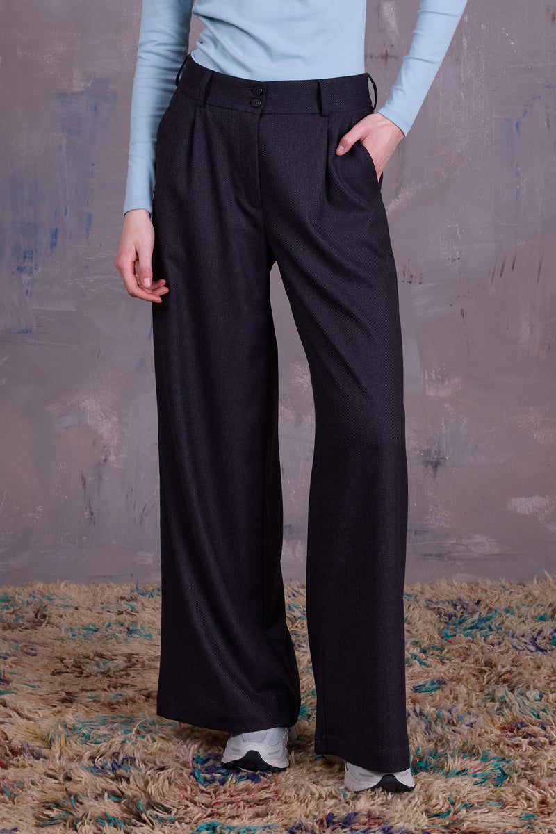 Edward trousers in dark blue blend