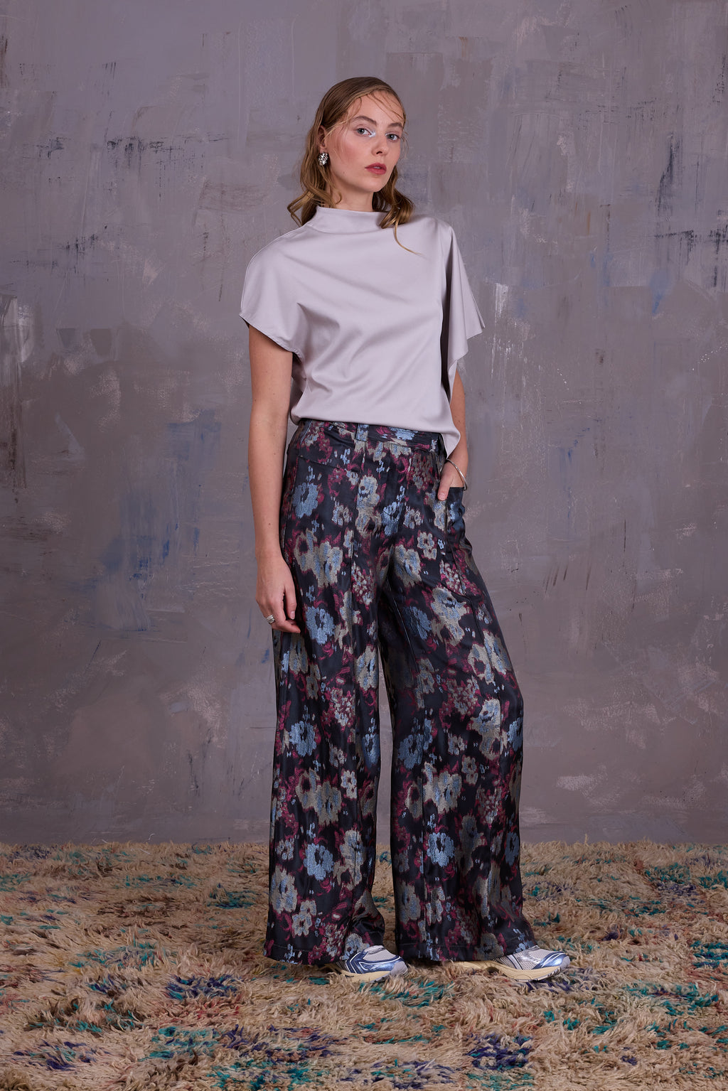 Bolivar trousers in pink blue jacquard