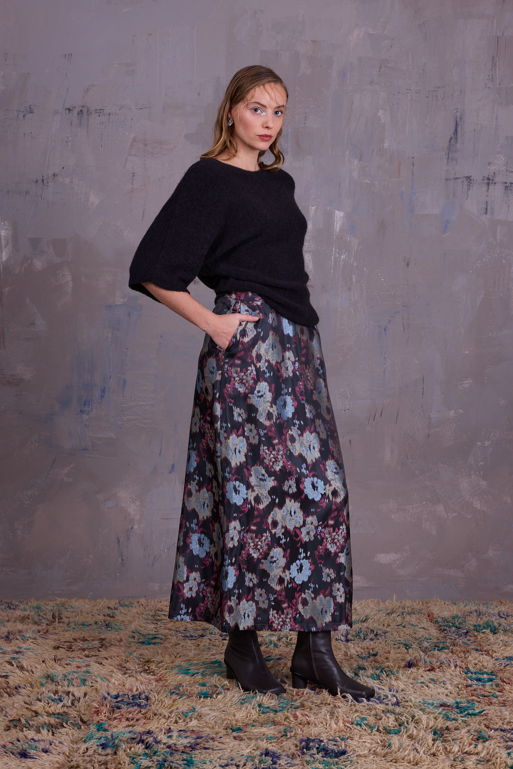 Emmanuel skirt in pink blue jacquard