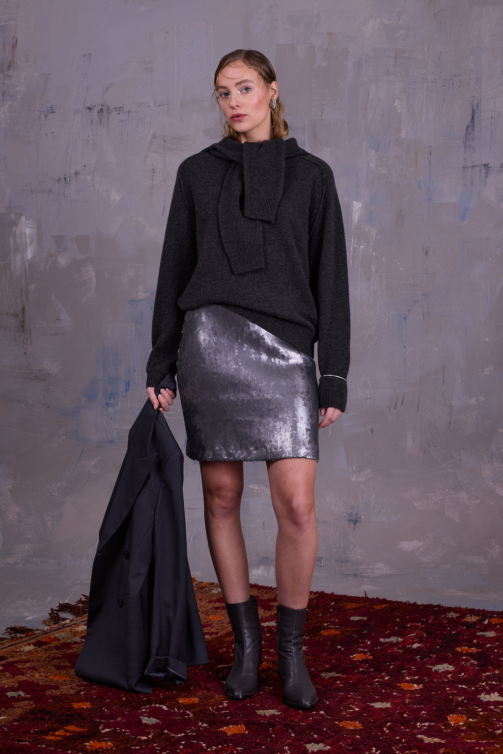 Chanel silver sequins skirt