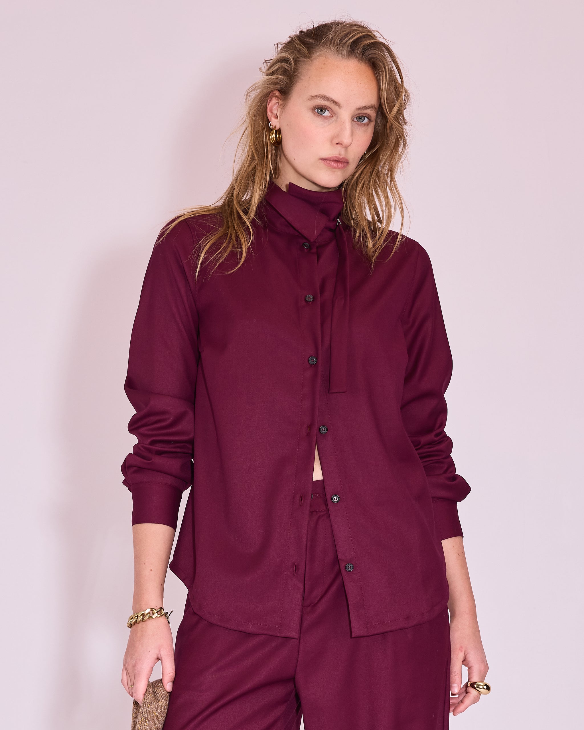 Jasmin shirt in red plum