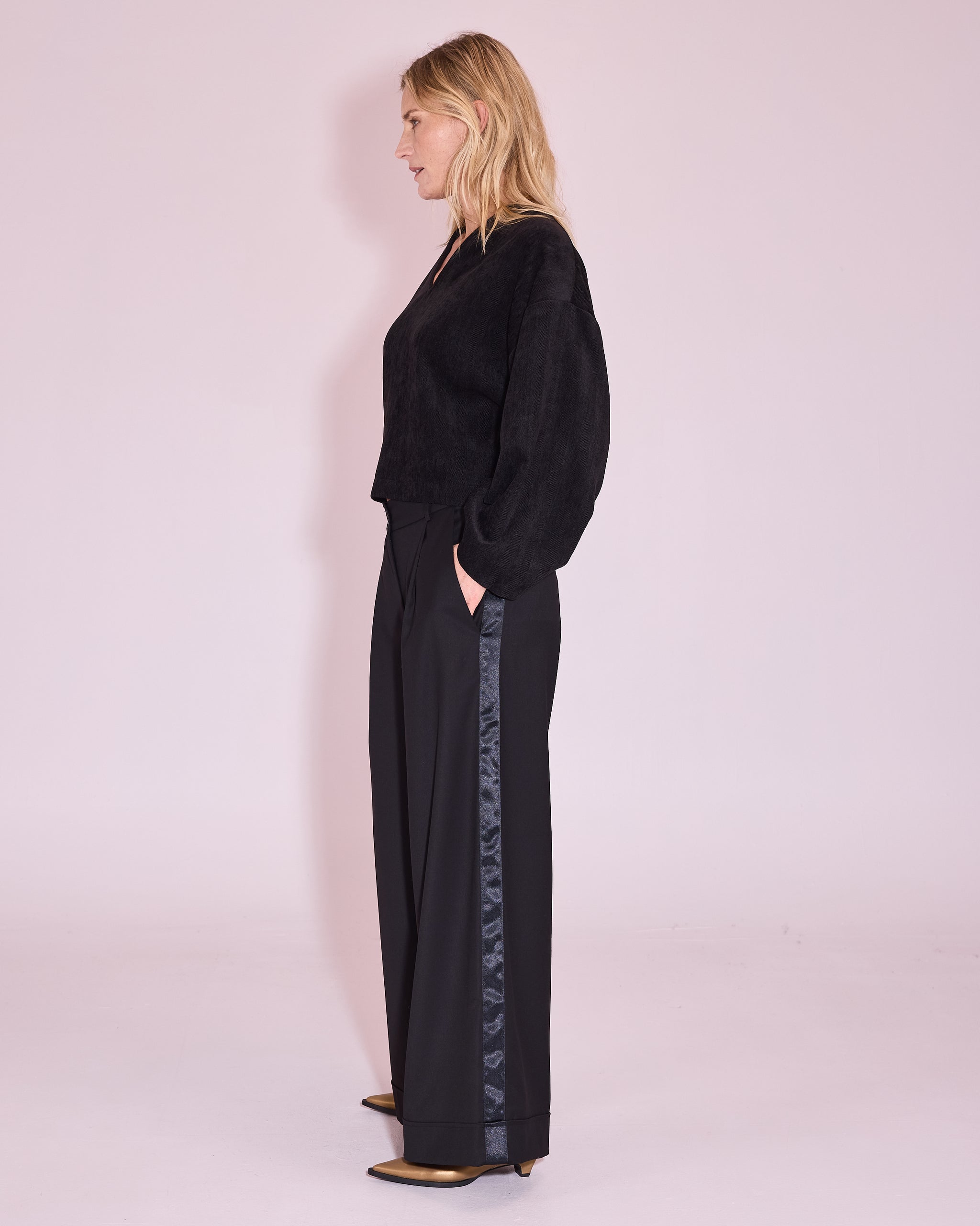 Gerda sweater in black
