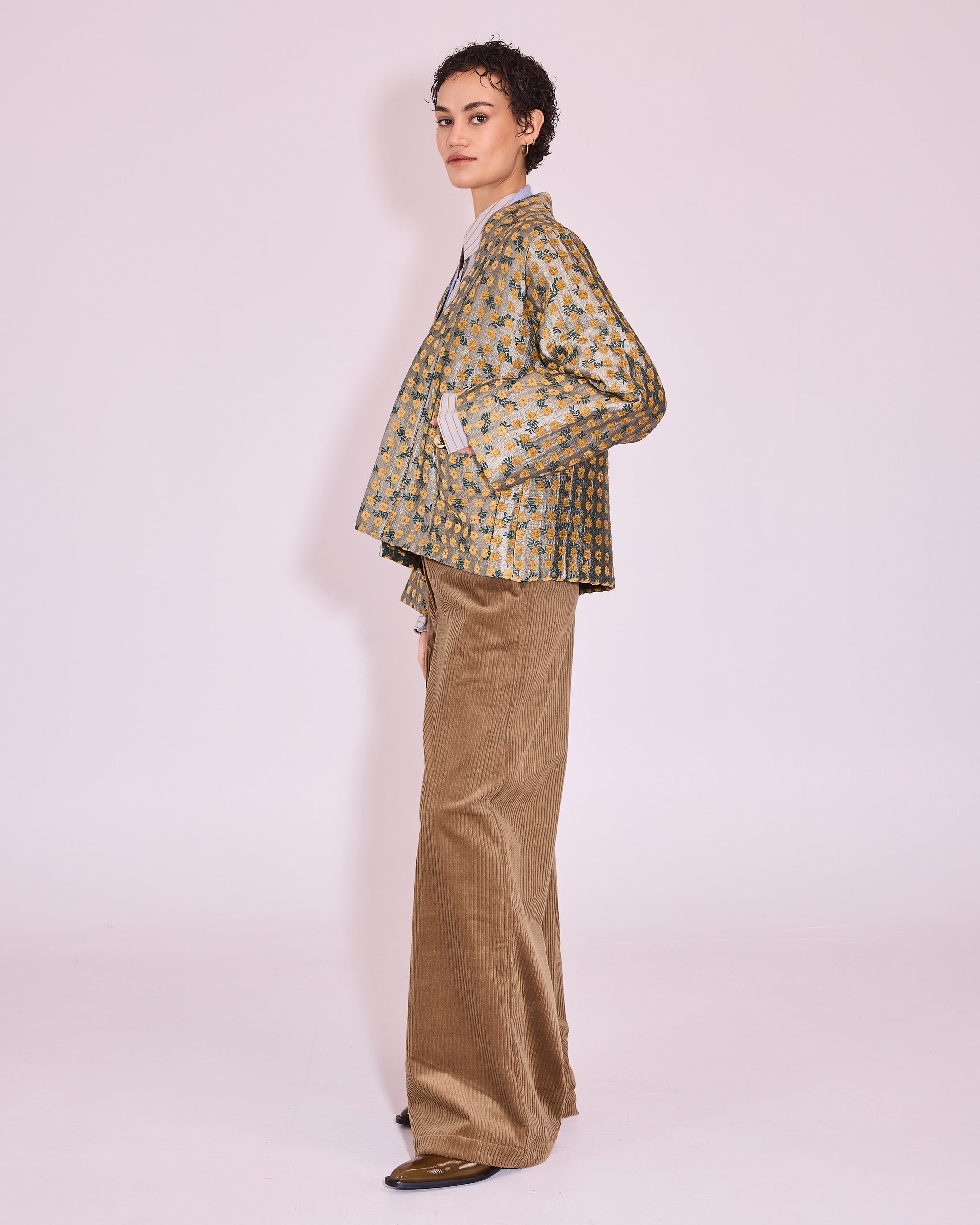 Flenn kimono in golden flower