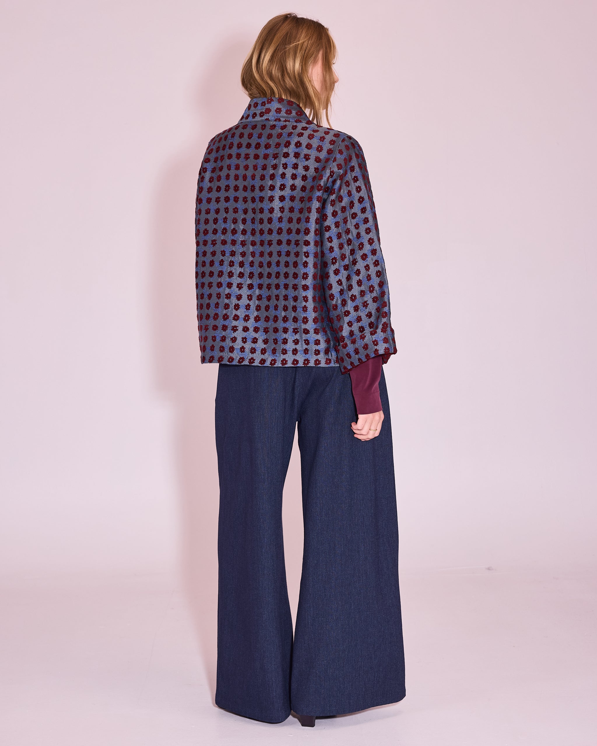 Flenn kimono in burgundy flower