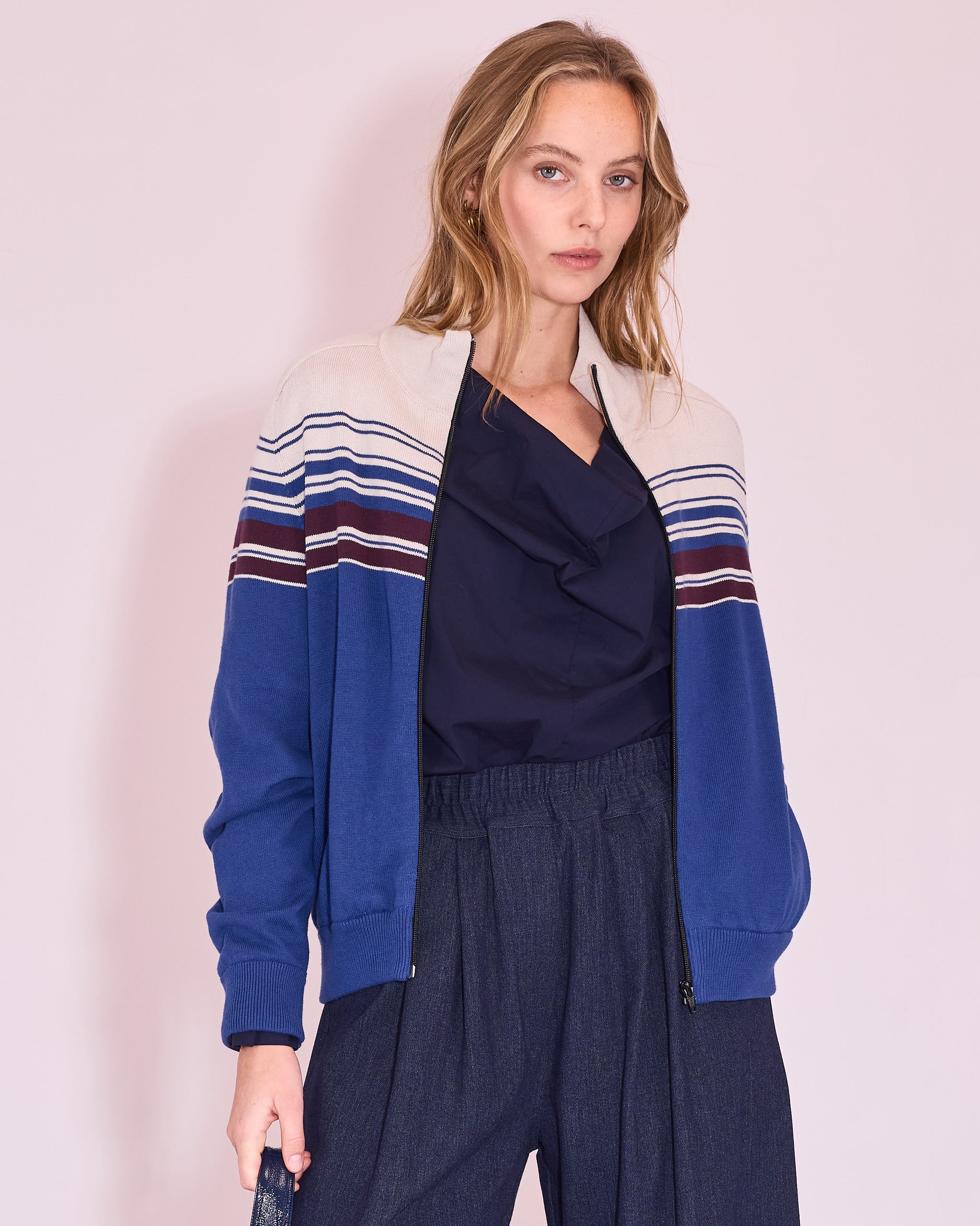 Stickjacke 