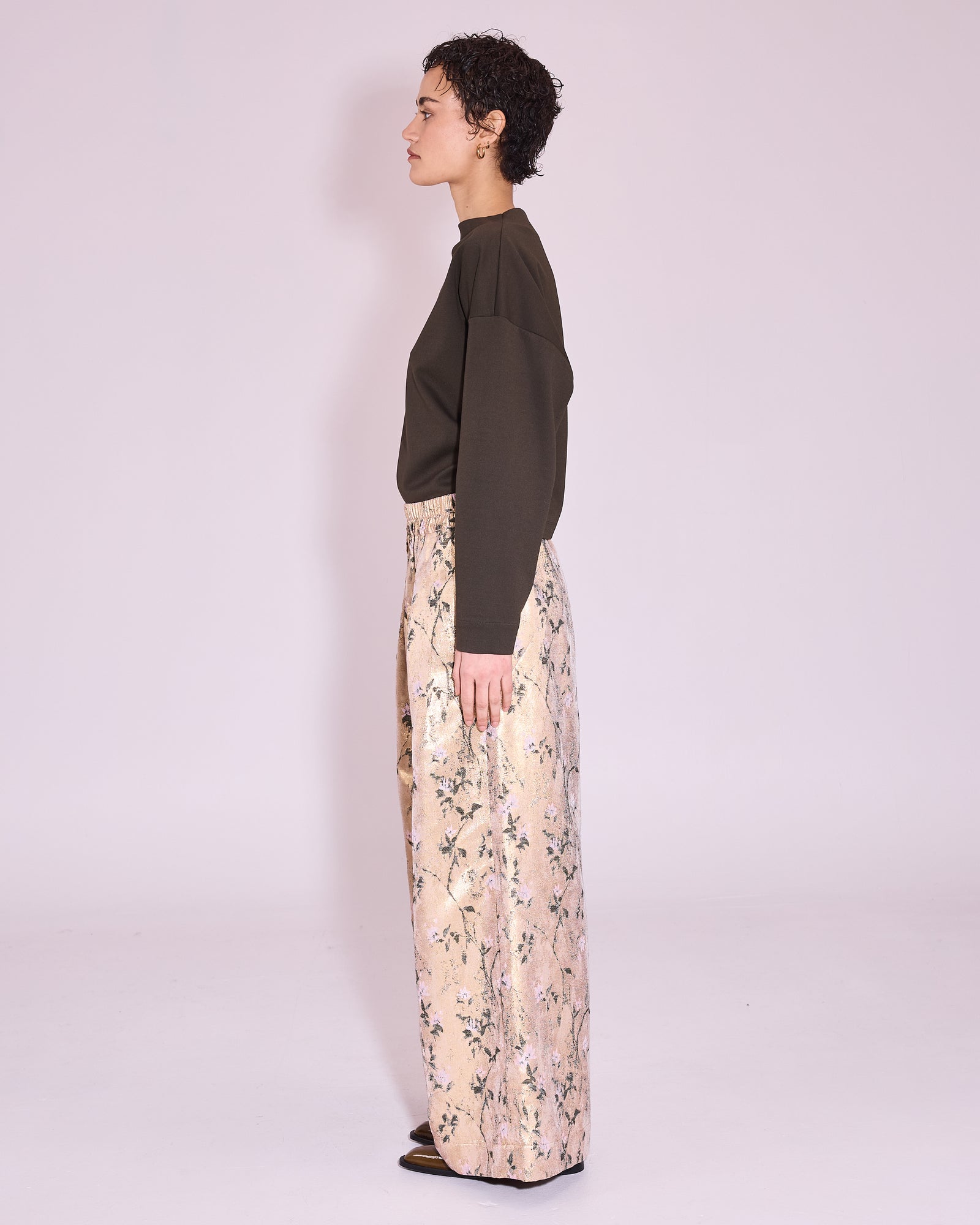 Freddy trousers in gold floral jacquard