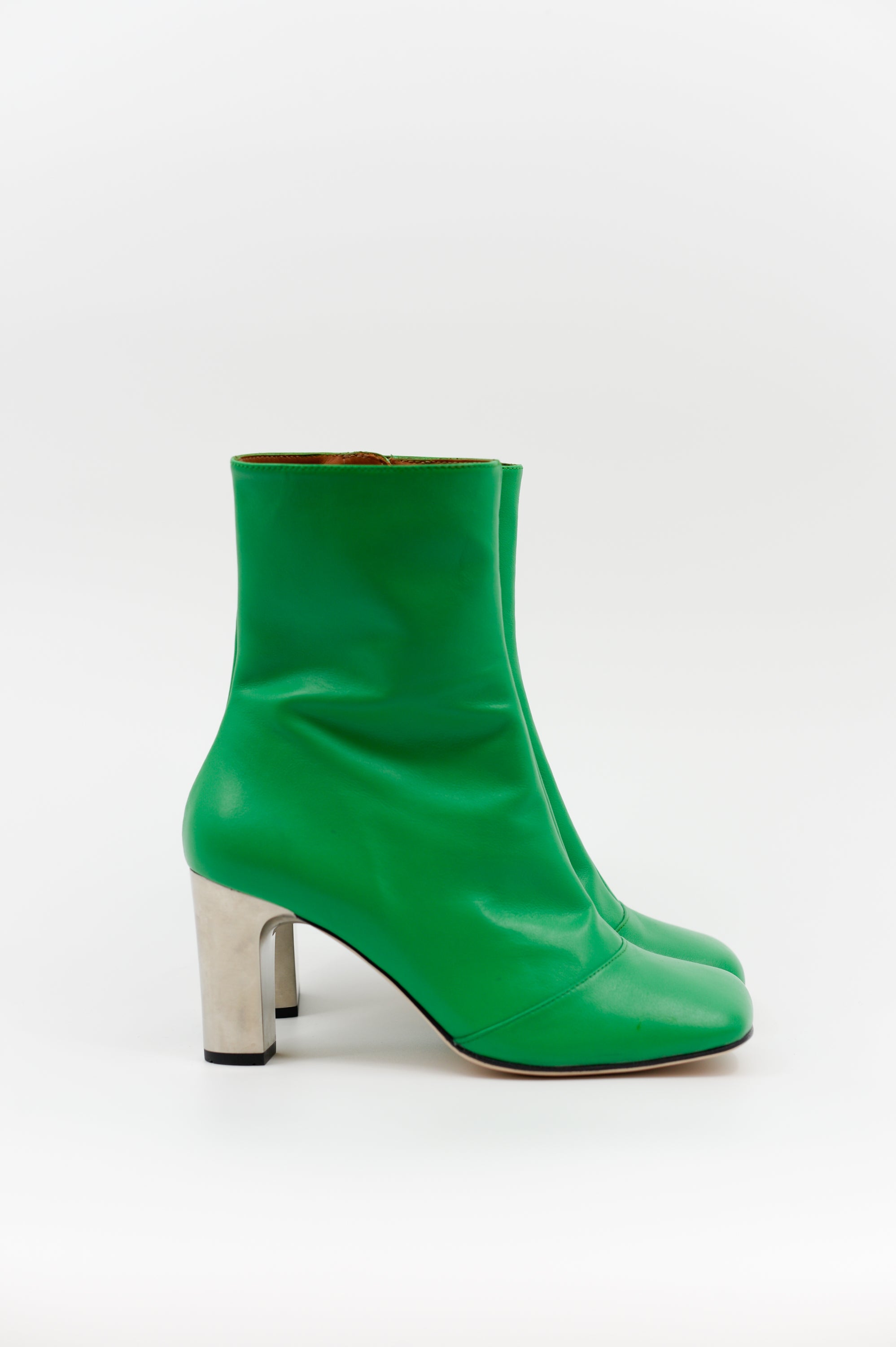 Eames Stiefel in leuchtendem Grün