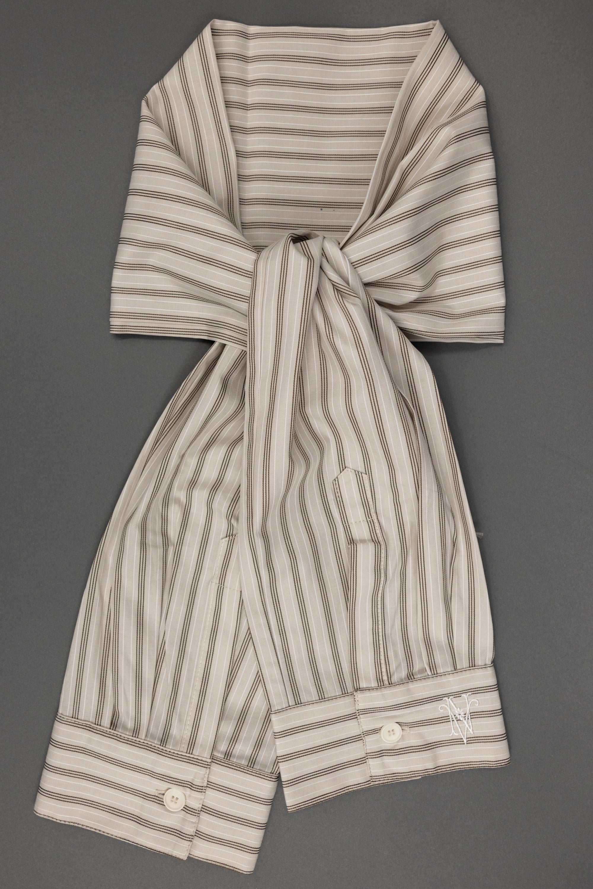 Ganna sjaaltje in grey vintage cotton stripes