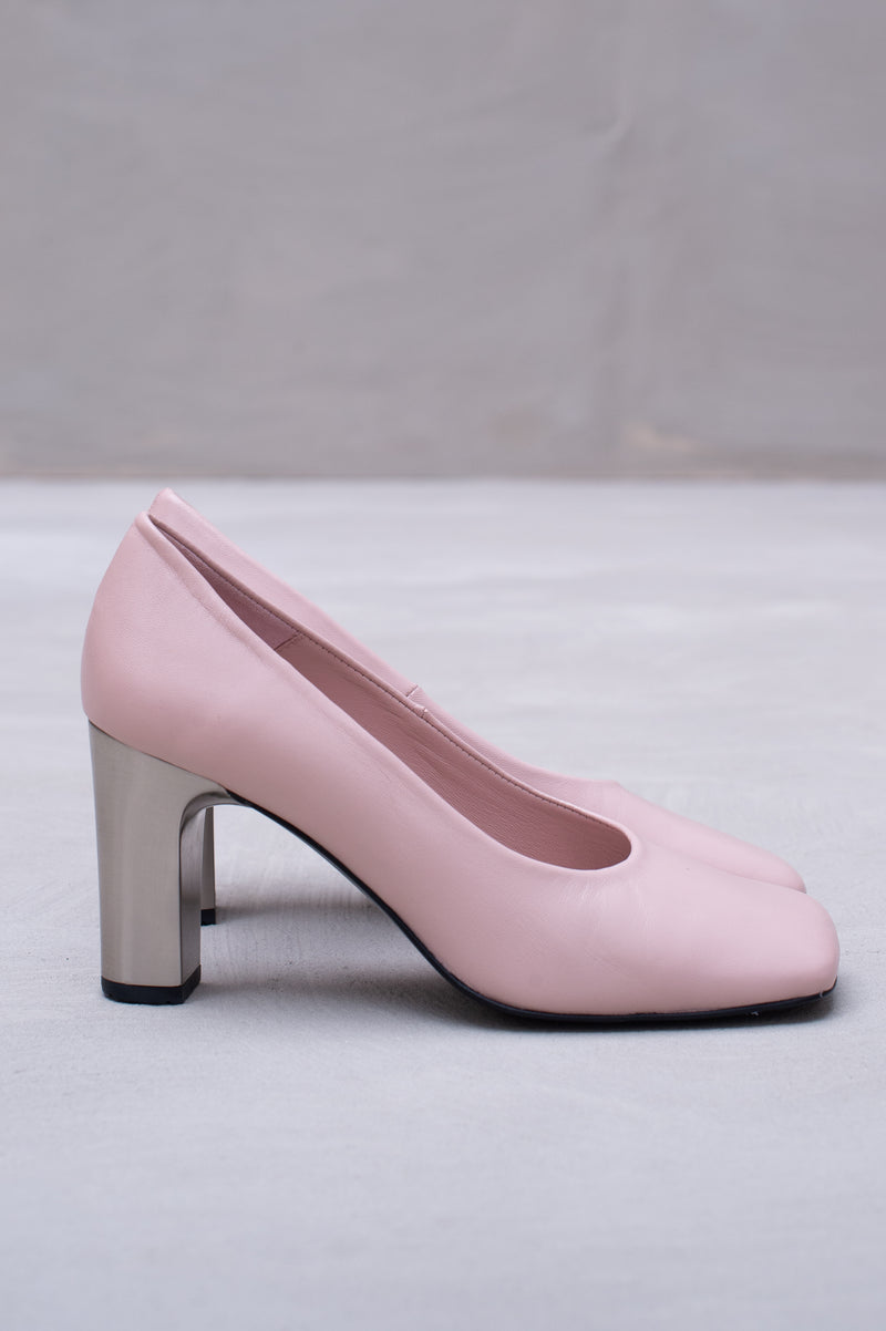 Flume pumps in cameo rose