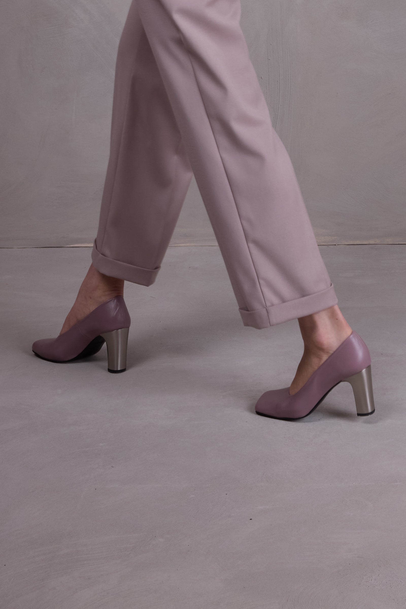 Flume pumps in mauve