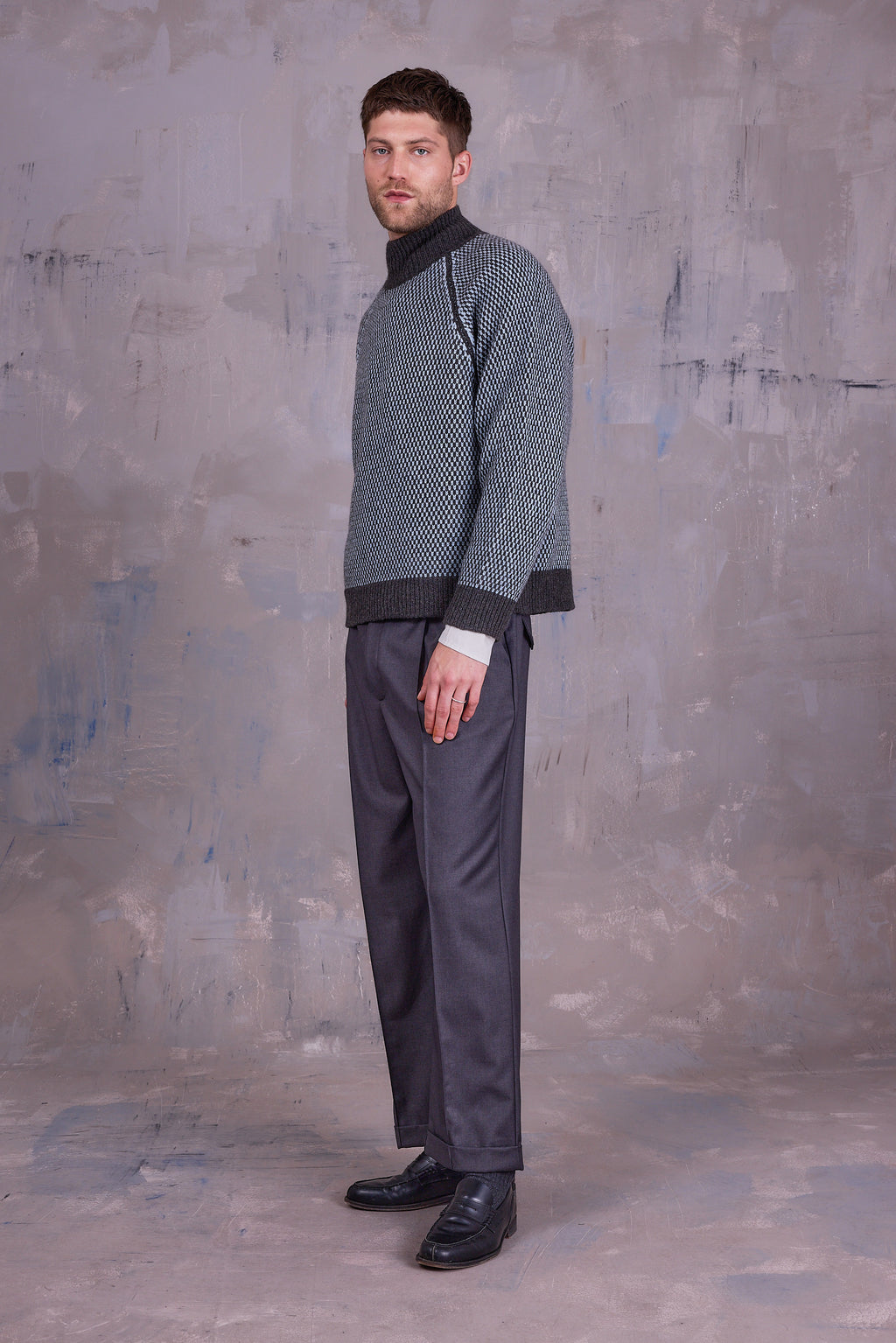 Grosio sweater in graphite Yak wool 